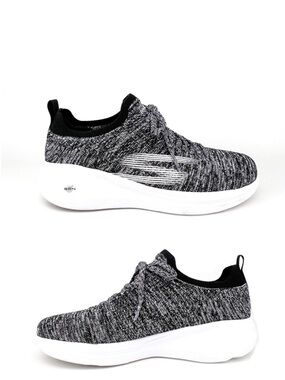 Skechers Sneakers GOrun Fast Shoes Running Women’s Sz 6 Black White Slip-on EUC